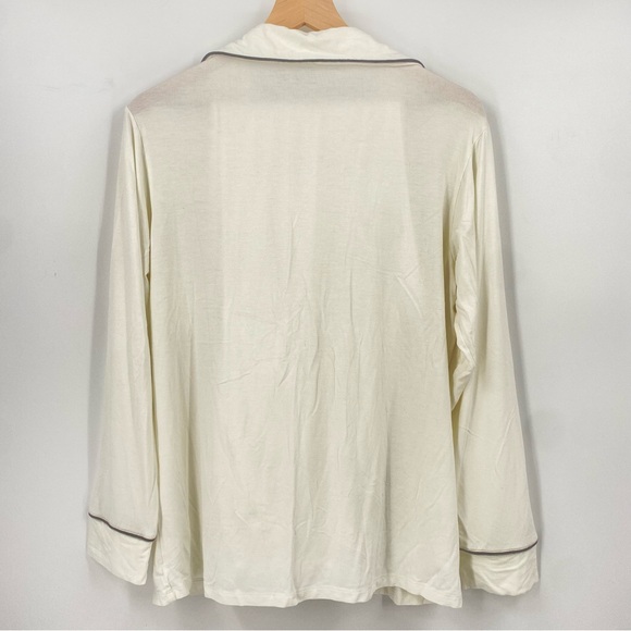 Lounge Story Beauty Pie PJ Set - Picture 8 of 8